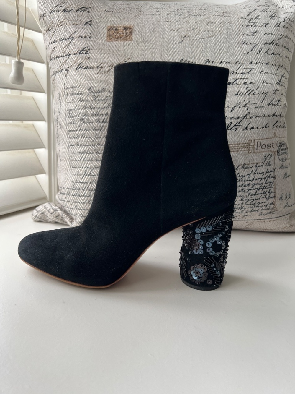 Loeffler Randall